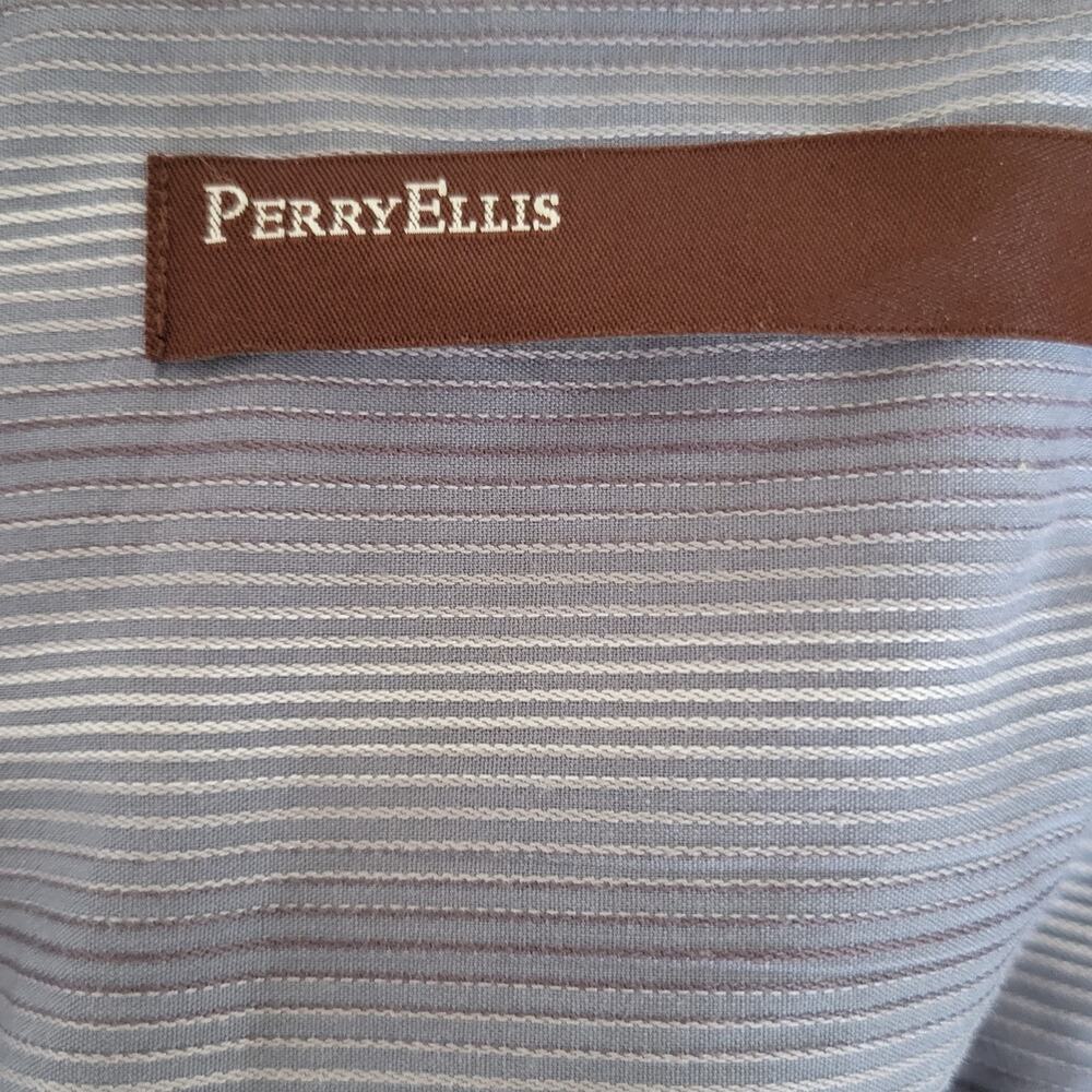Perry Ellis Men Shirt Size XXL‎ Variegated Blues White Long Sleeve Front Button - Picture 3 of 10